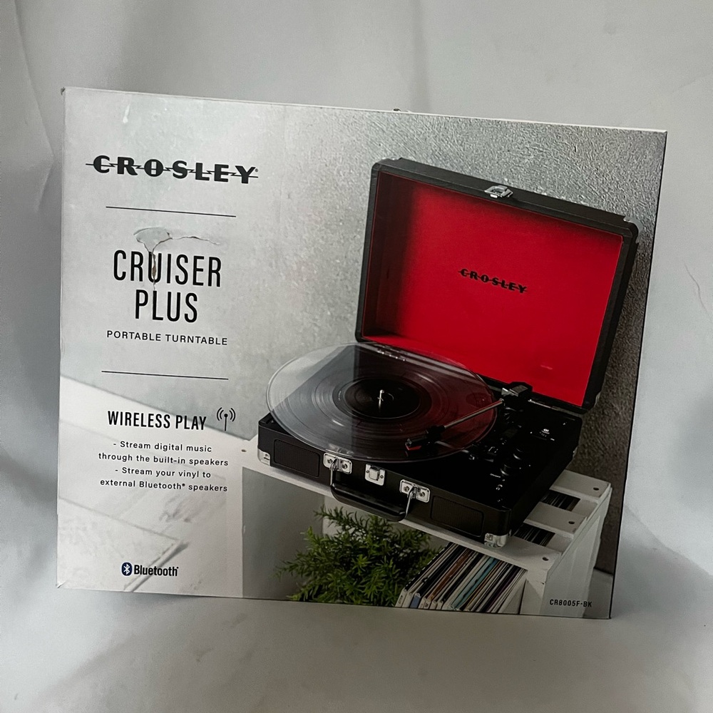 Crosley Cruiser Plus Portable Turntable - Black and Red